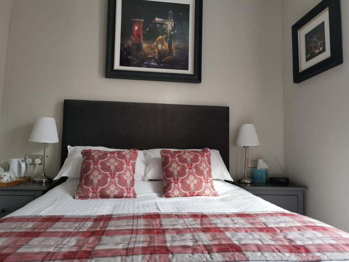 Munro Guest House Stirling Bagian luar foto