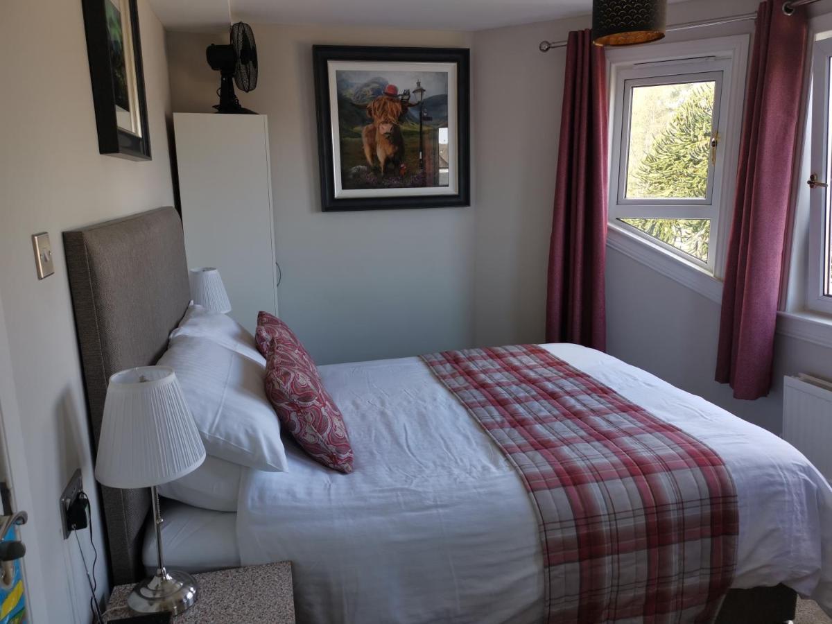 Munro Guest House Stirling Bagian luar foto