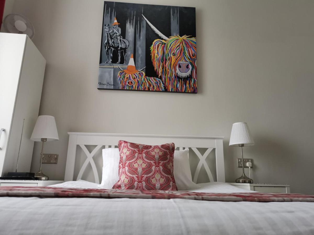 Munro Guest House Stirling Bagian luar foto