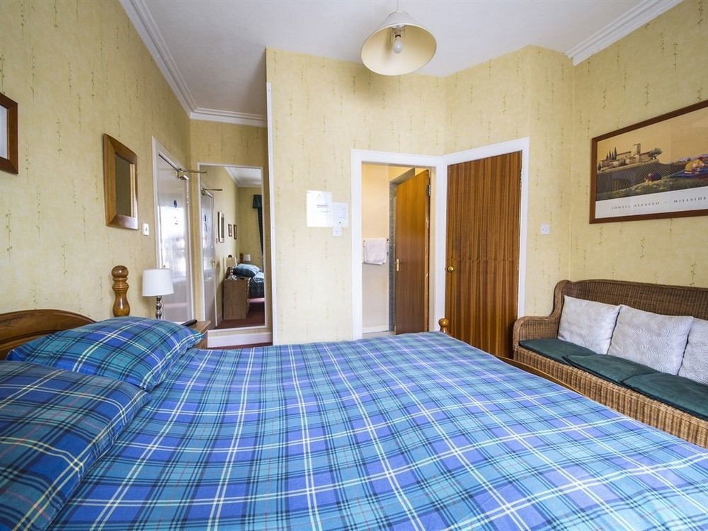 Munro Guest House Stirling Bagian luar foto
